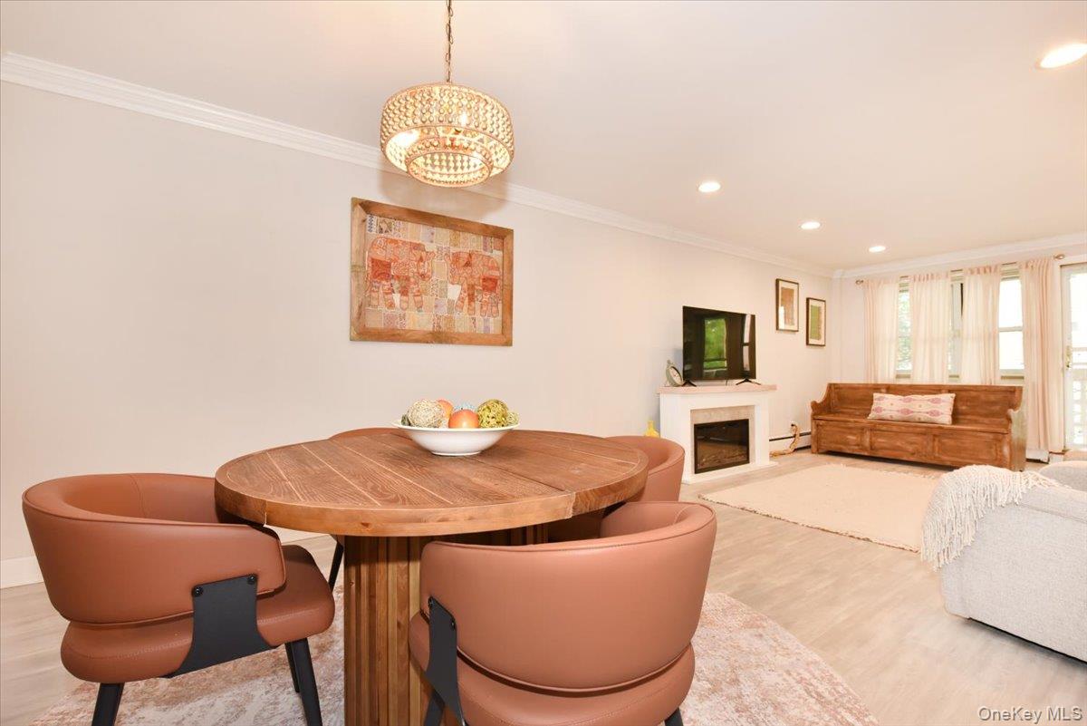 50 HILL PARK Avenue Unit: 1-L