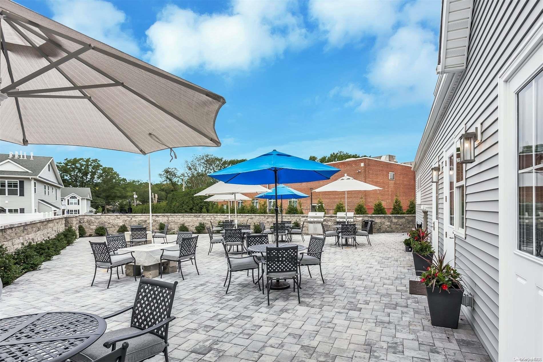 105 Breton Way Unit: 105