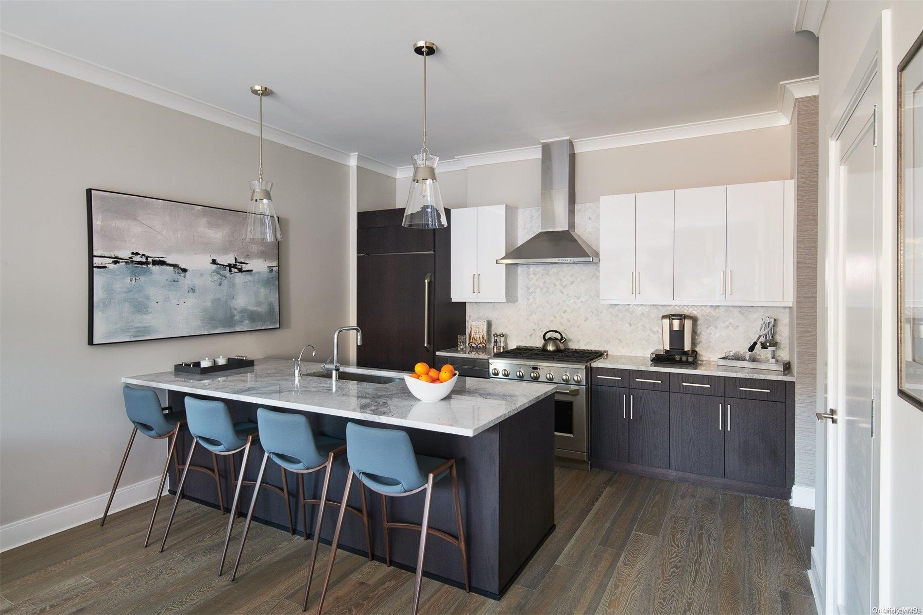 100 Garvies Point Road Unit: 1322