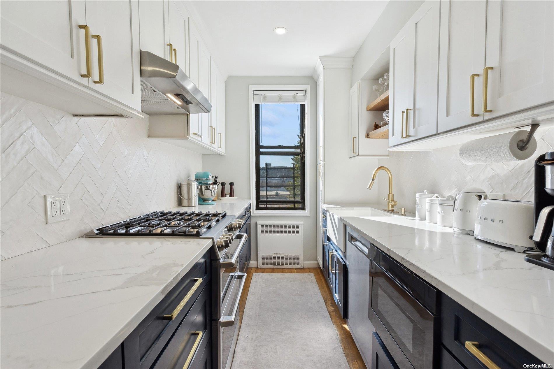 37-30 83rd Street Unit: 4EF