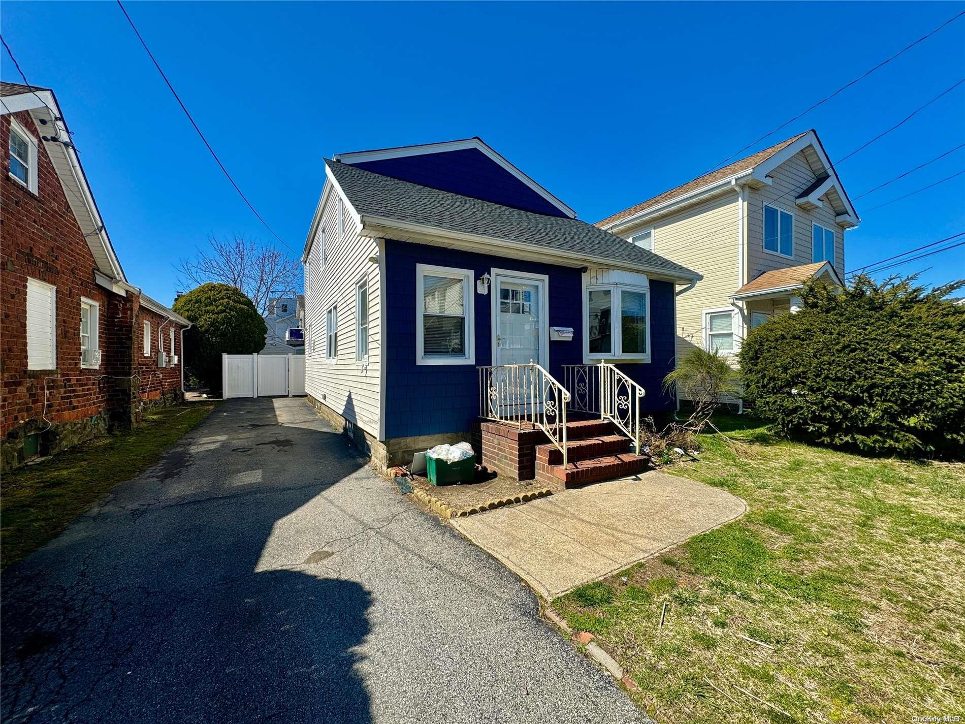116 West Boulevard