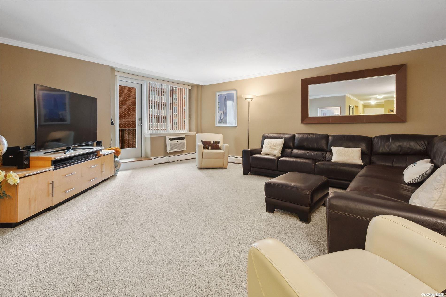 650 Shore Road Unit: 2L