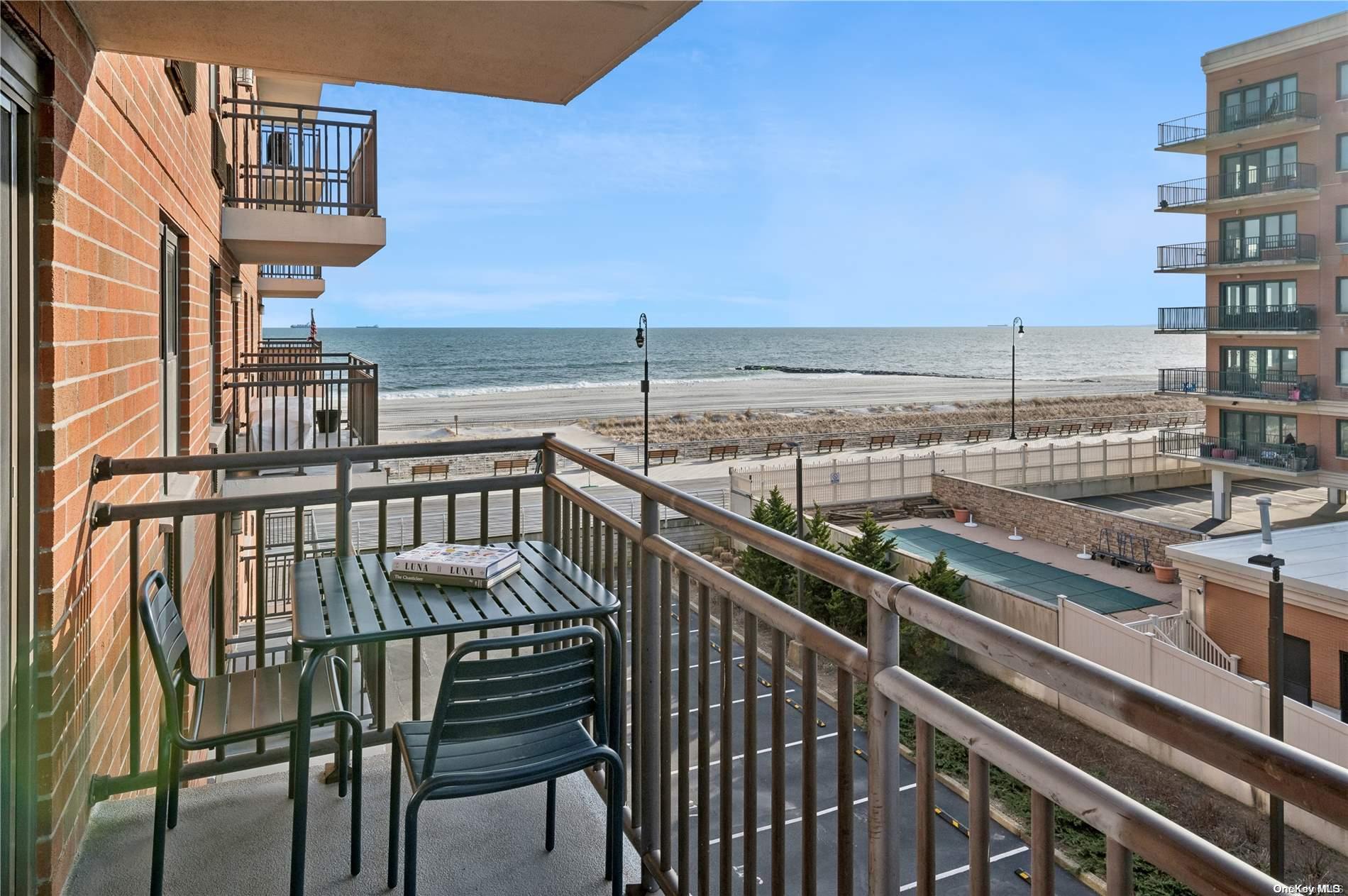 230 W Broadway Unit: 307