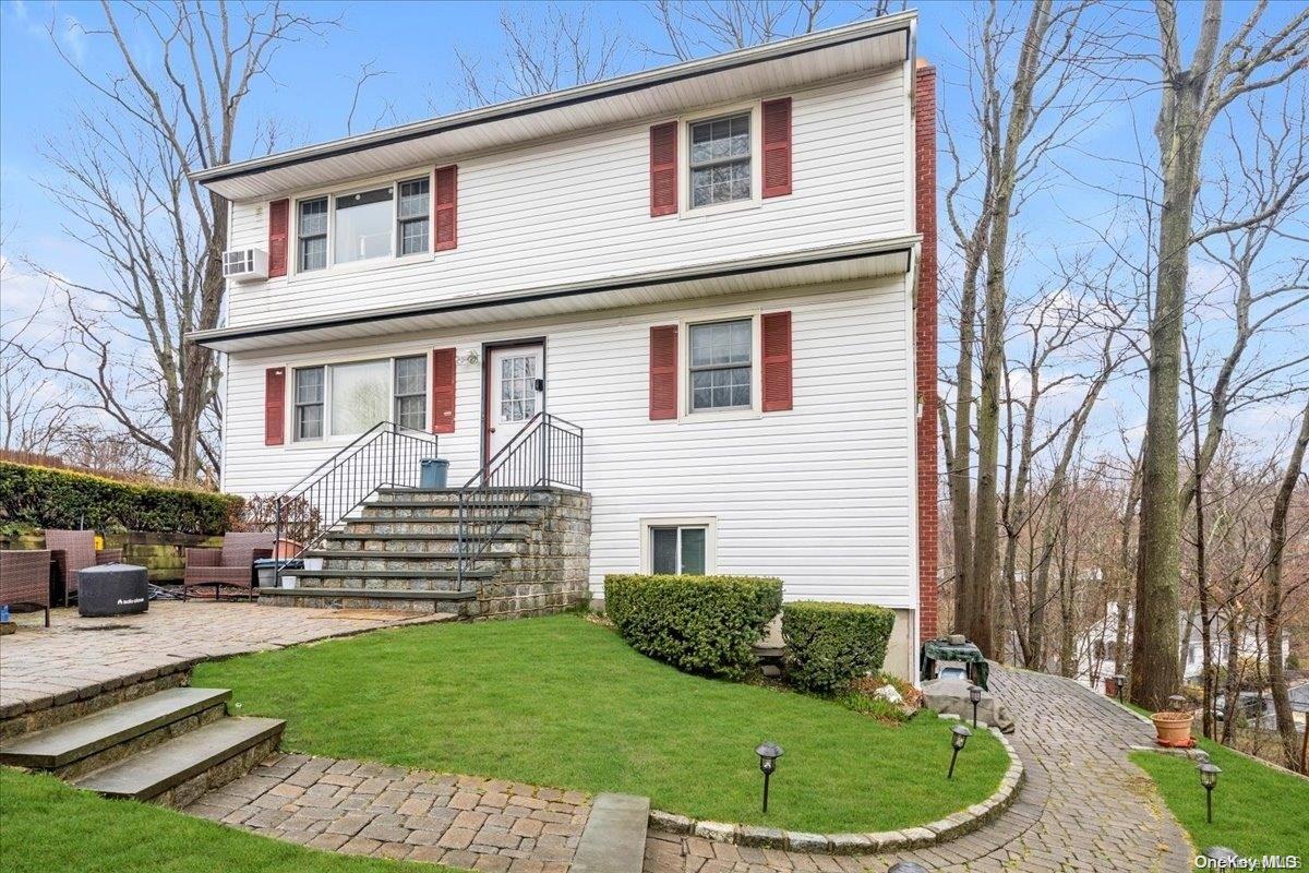 270 Nassau Road Unit: A