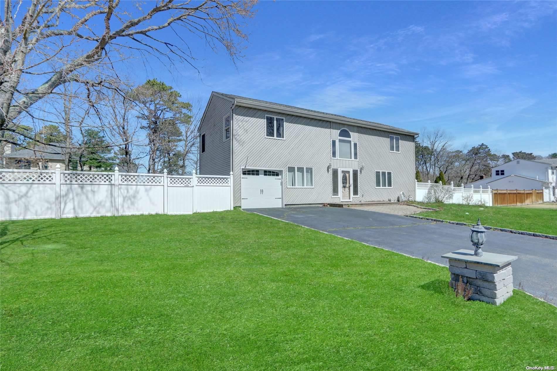 11 Locust Avenue