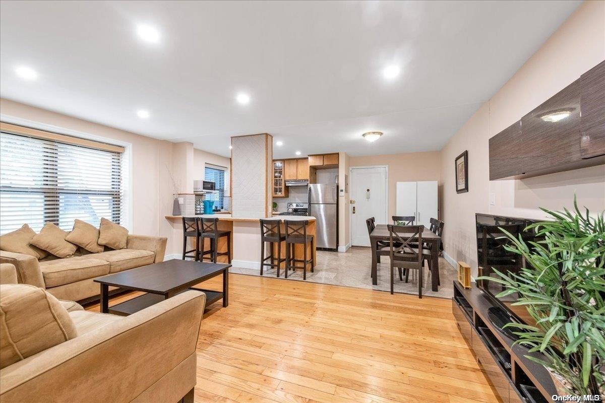 13 Terrace Circle Unit: 1-H