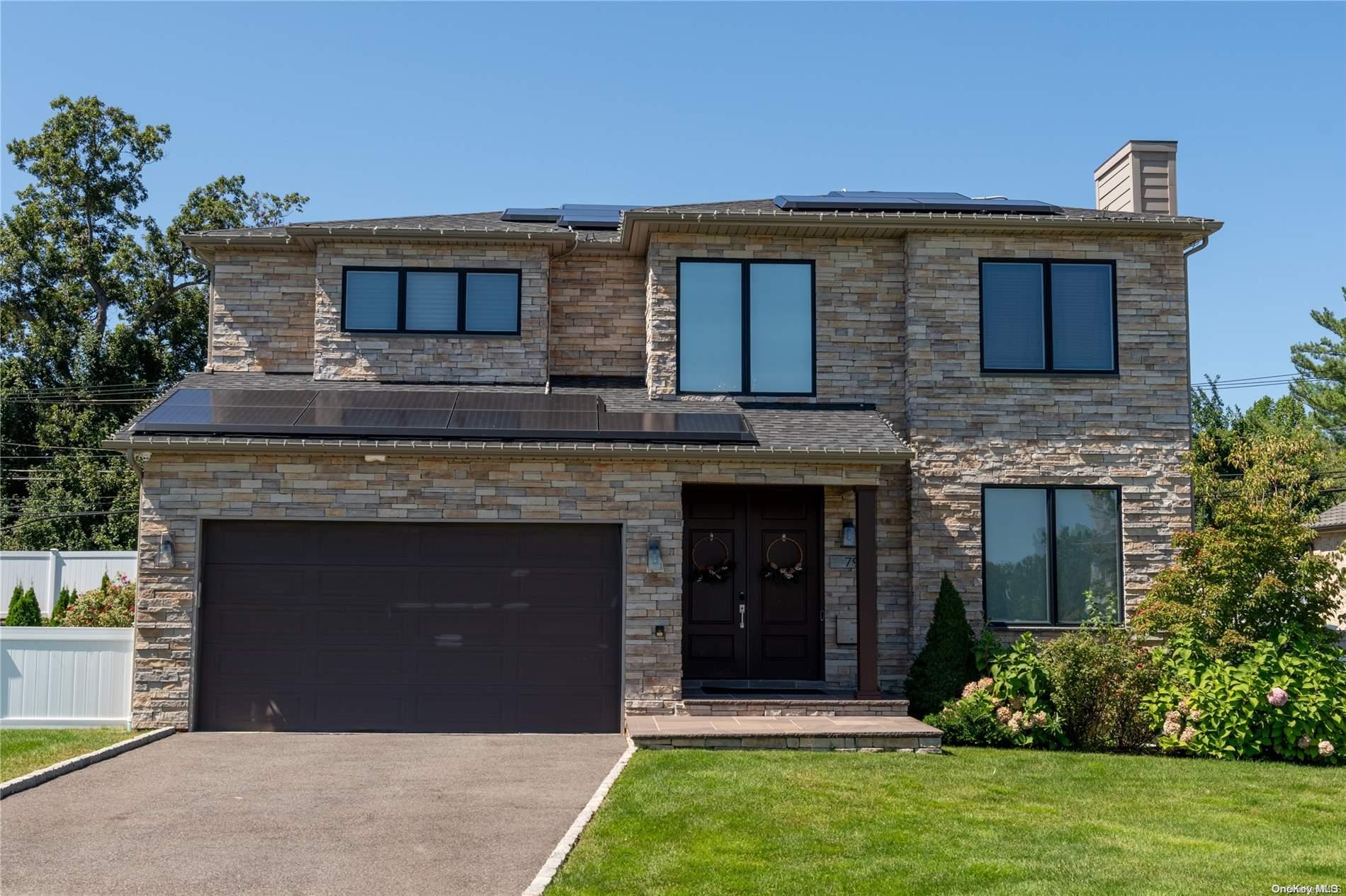 79 Carriage Road