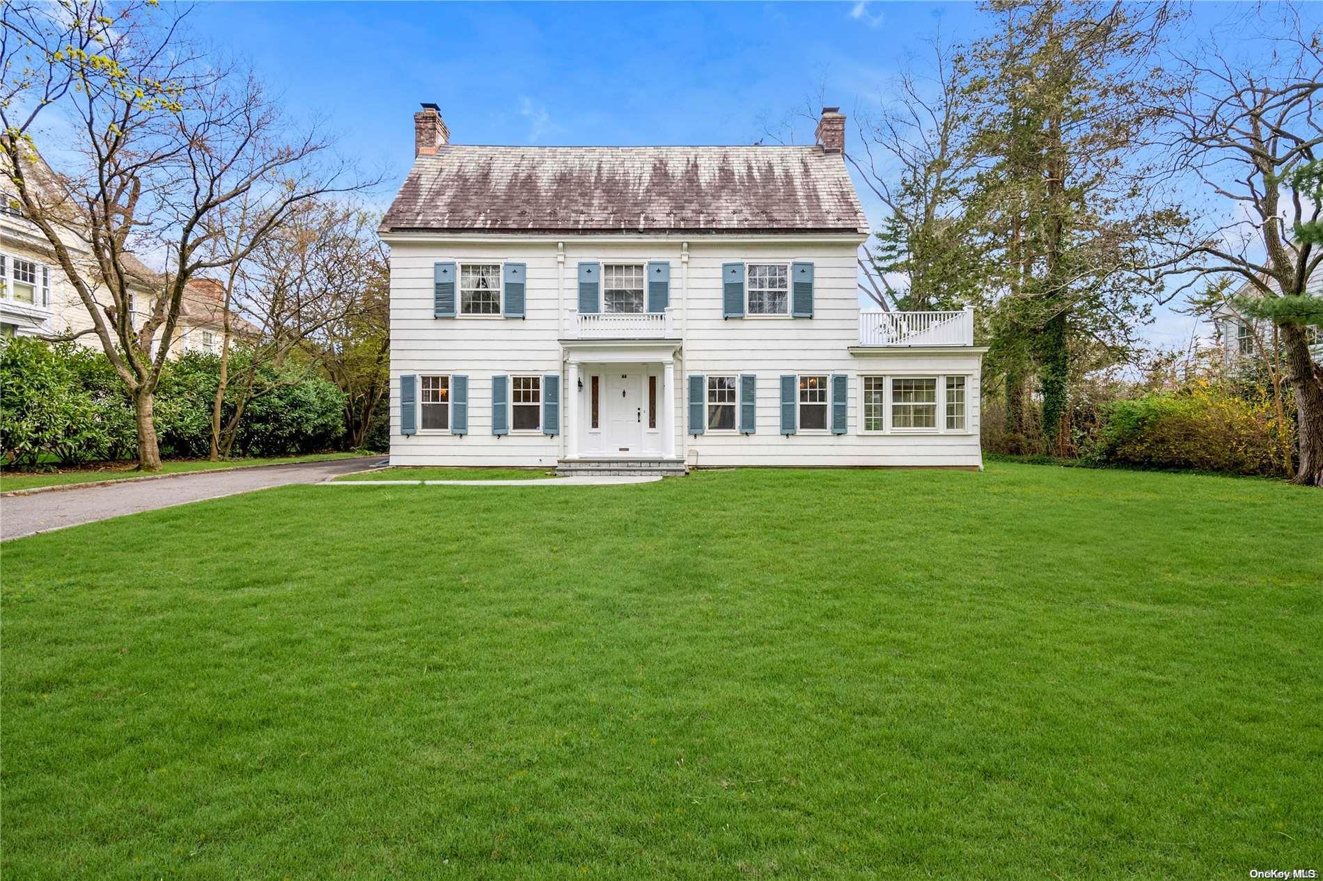 44 South Drive