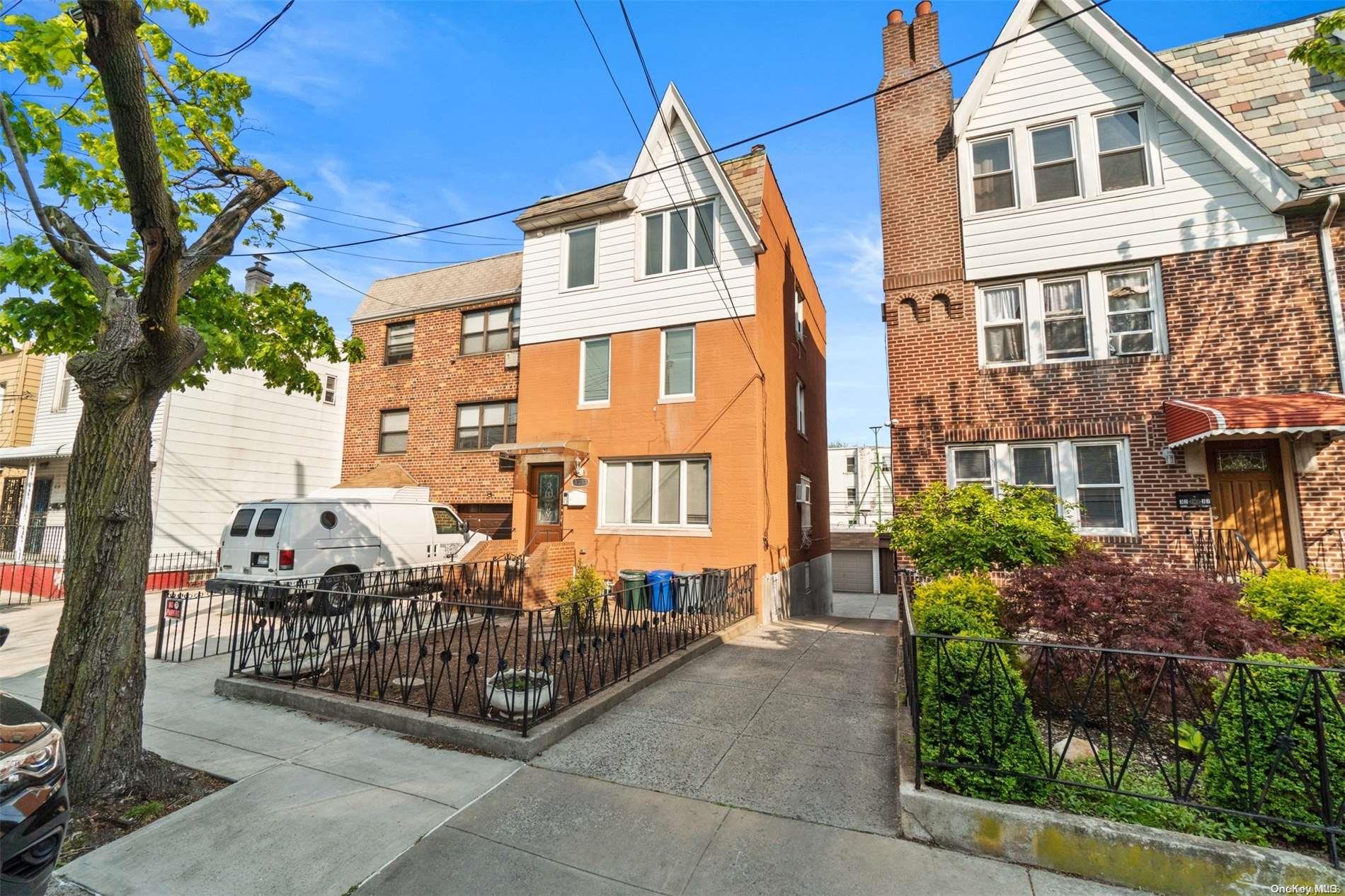 3233 46th Street