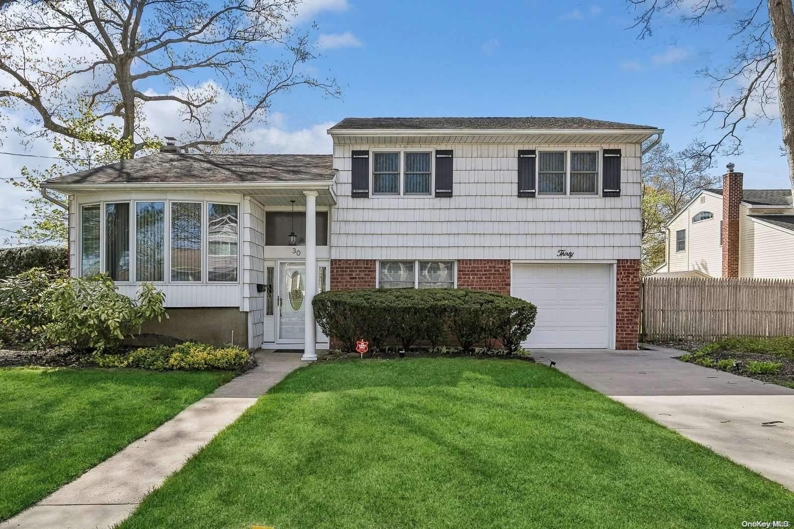 30 Oakwood Lane
