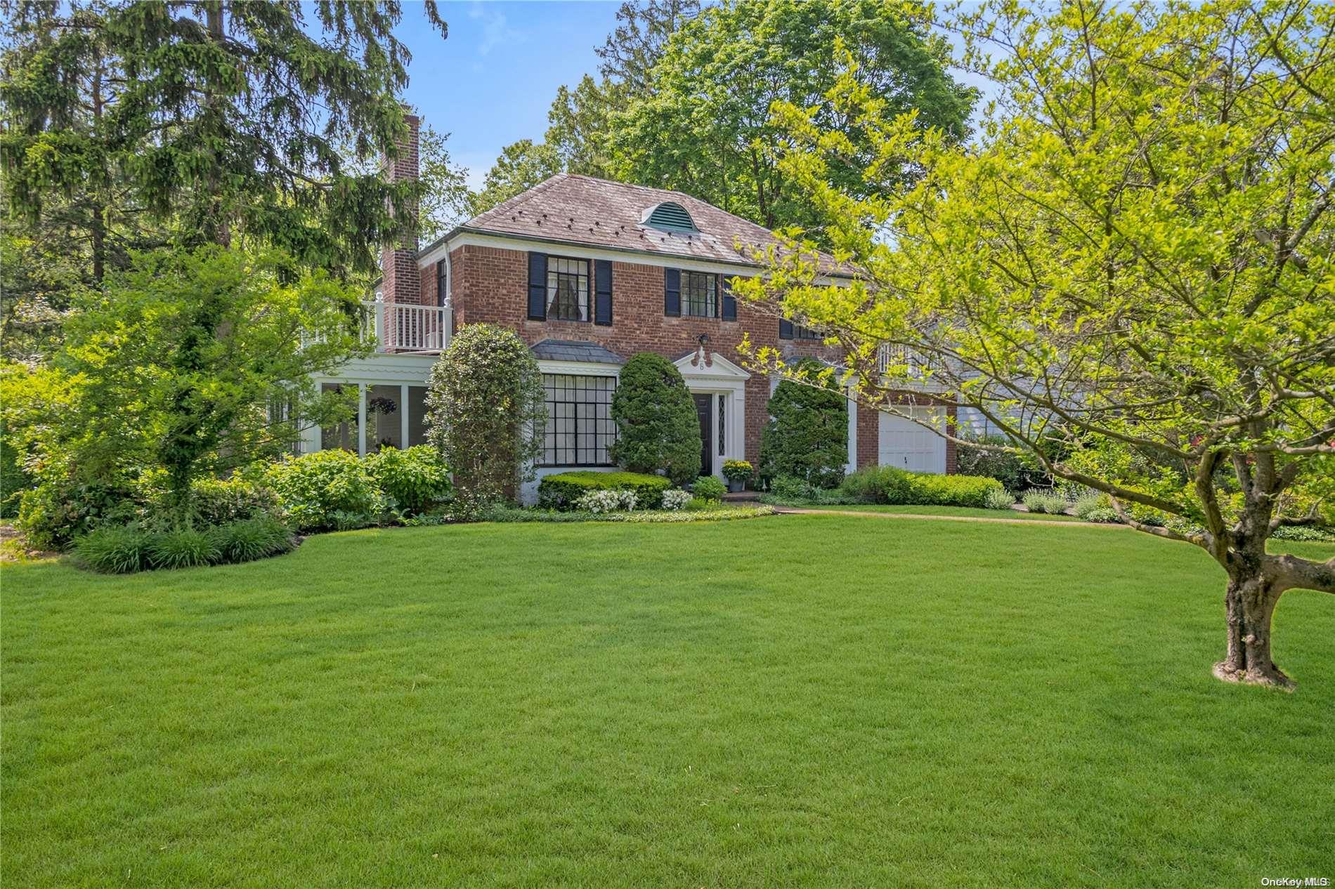 8 Parkside Drive