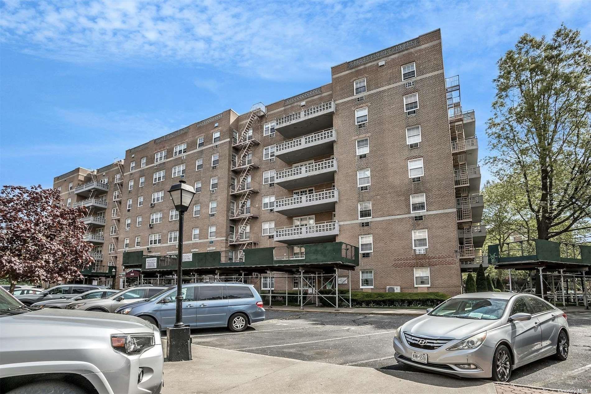 84-39 153rd Avenue Unit: 6F