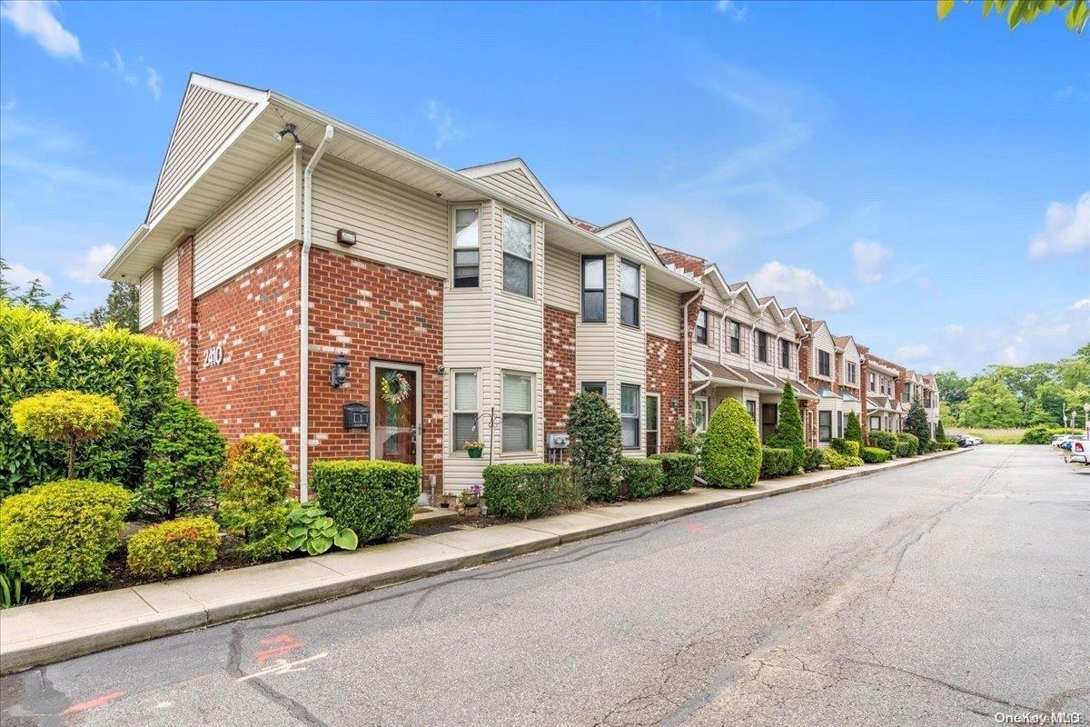 2410 Farmers Avenue Unit: 13