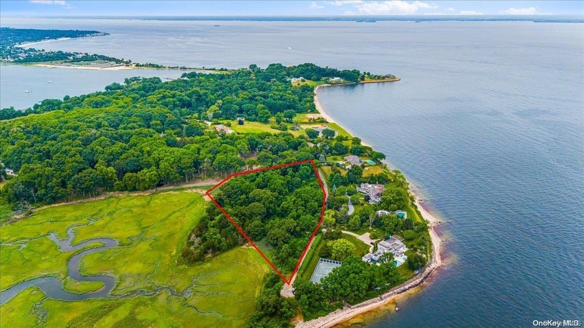 220 Centre Island Road
