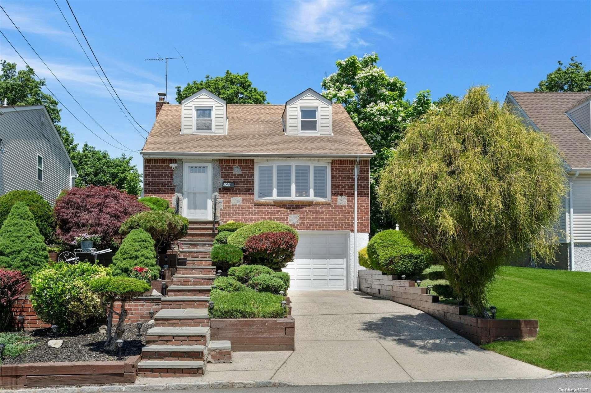 148 Sampson Avenue