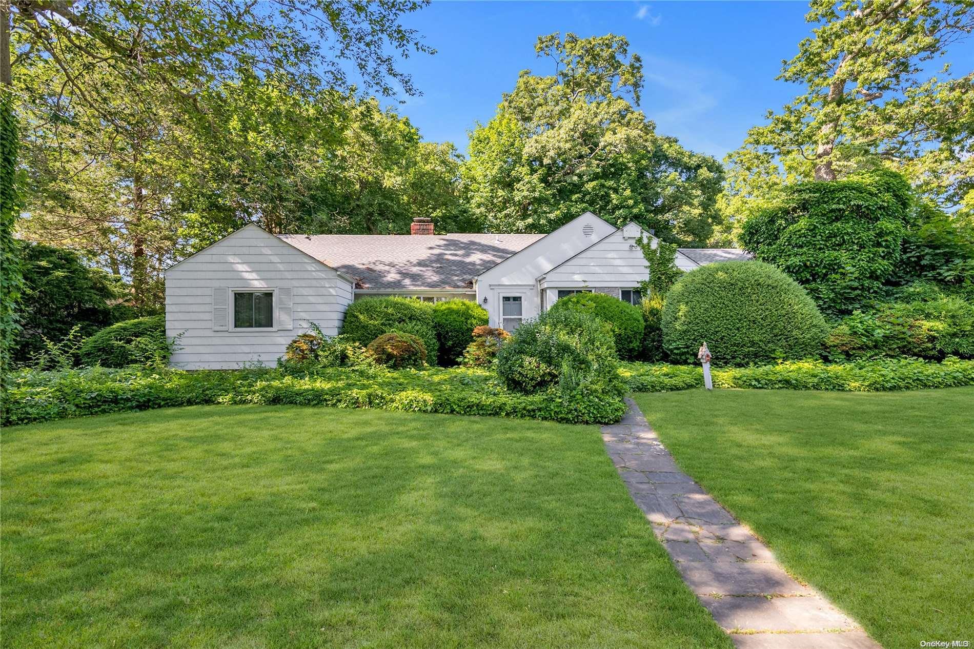 163 Round Hill Road