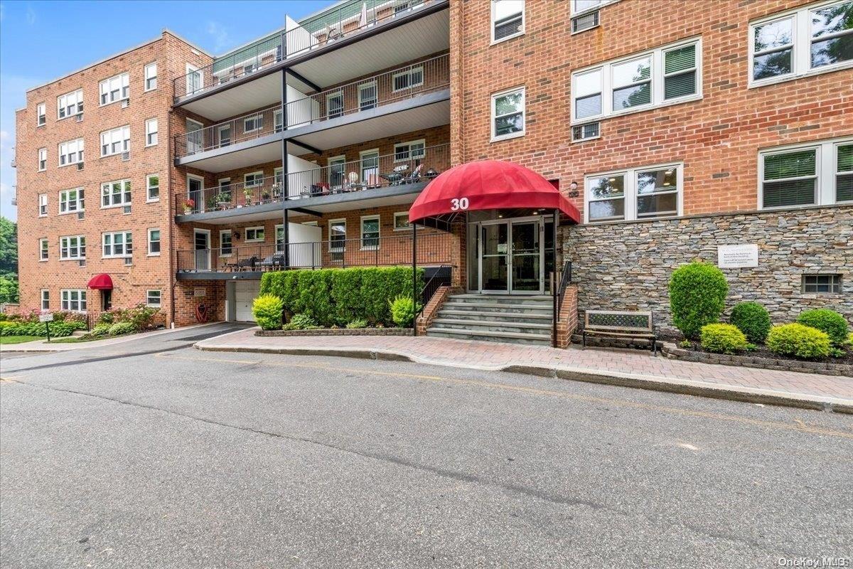30 Pearsall Avenue Unit: 3H