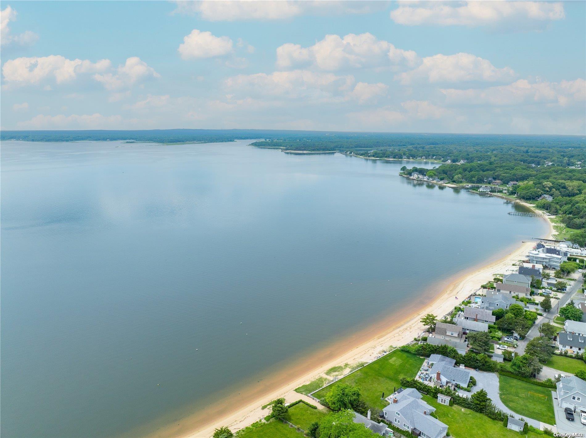 568 Peconic Bay Boulevard