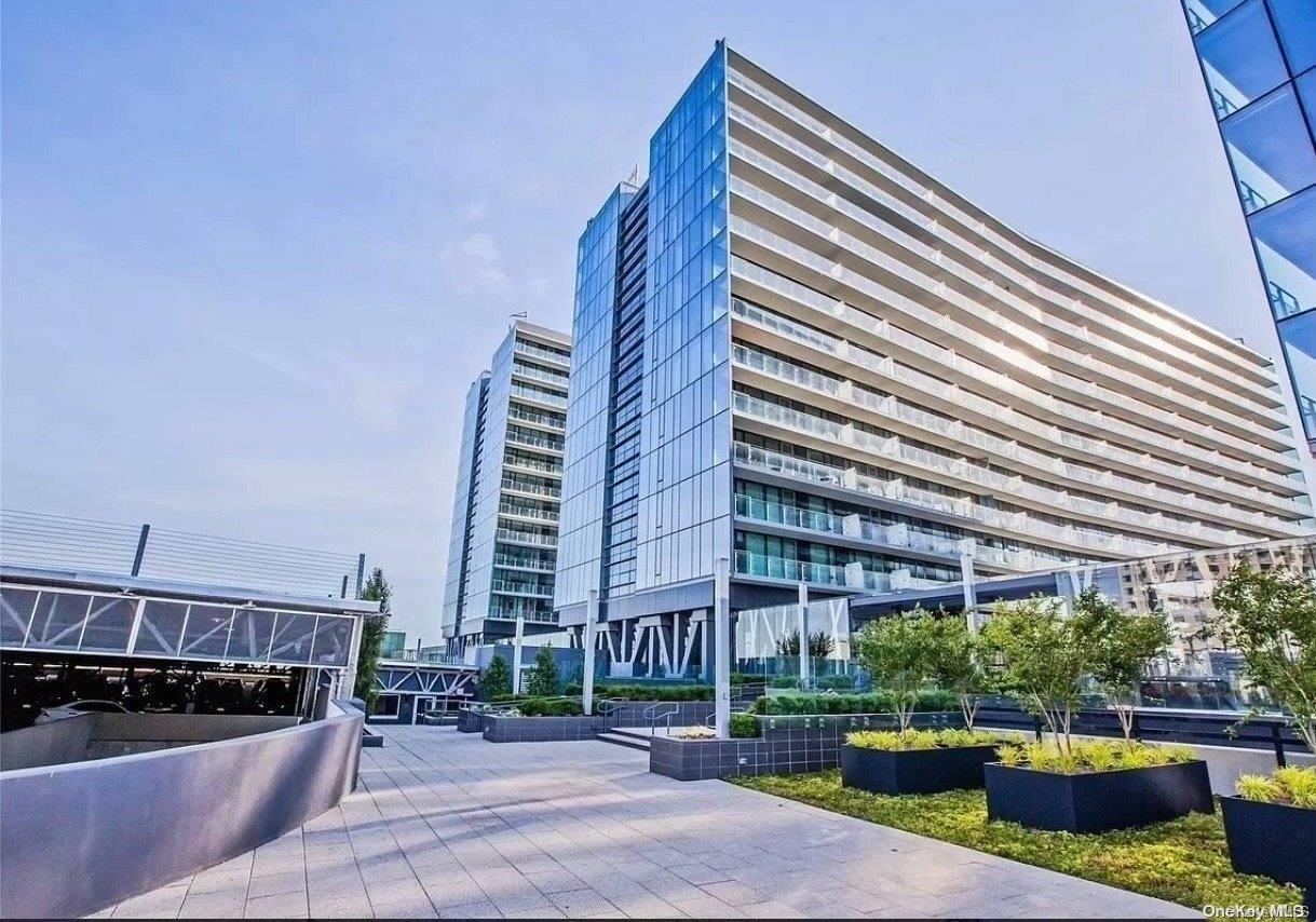 131-05 40th Road Unit: 9Q