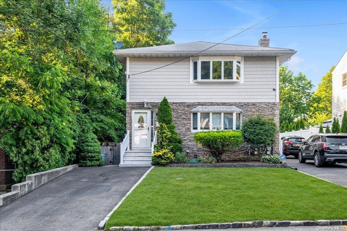 49 Neulist Avenue Unit: 2nd Fl