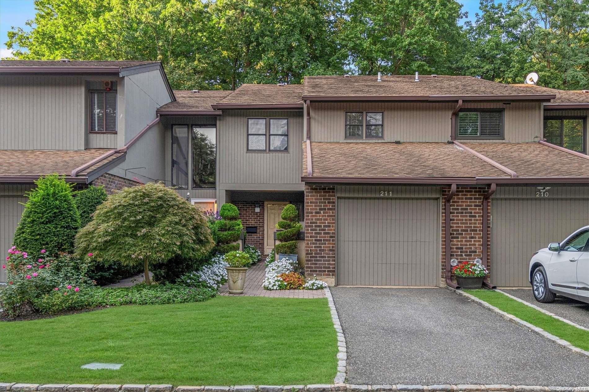 211 Northwood Court Unit: 211