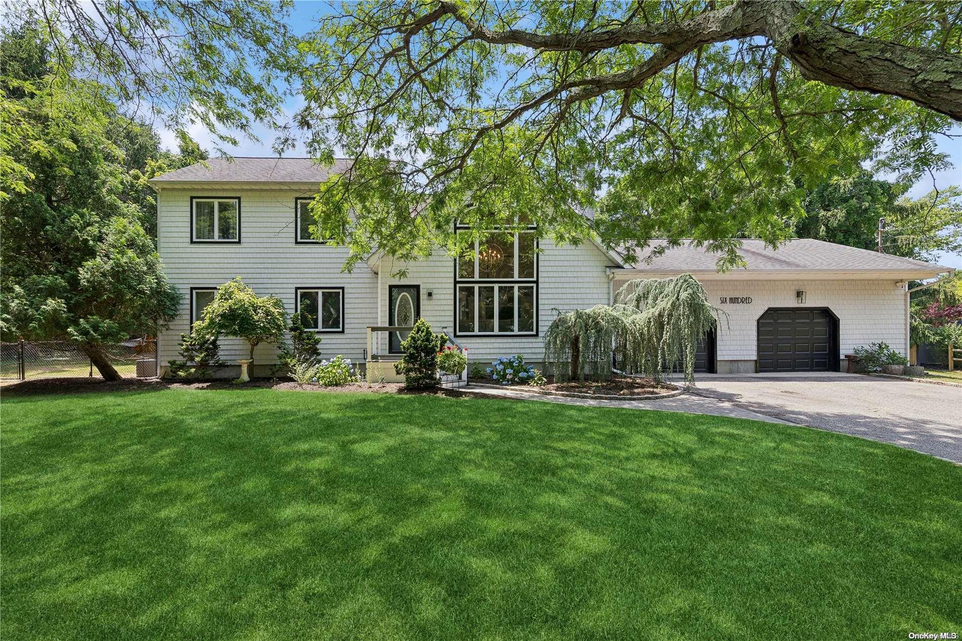 600 Harbor Lane