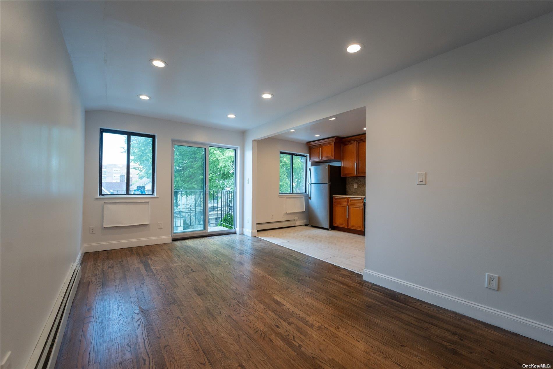 92-29 55th Avenue Unit: 3Fl