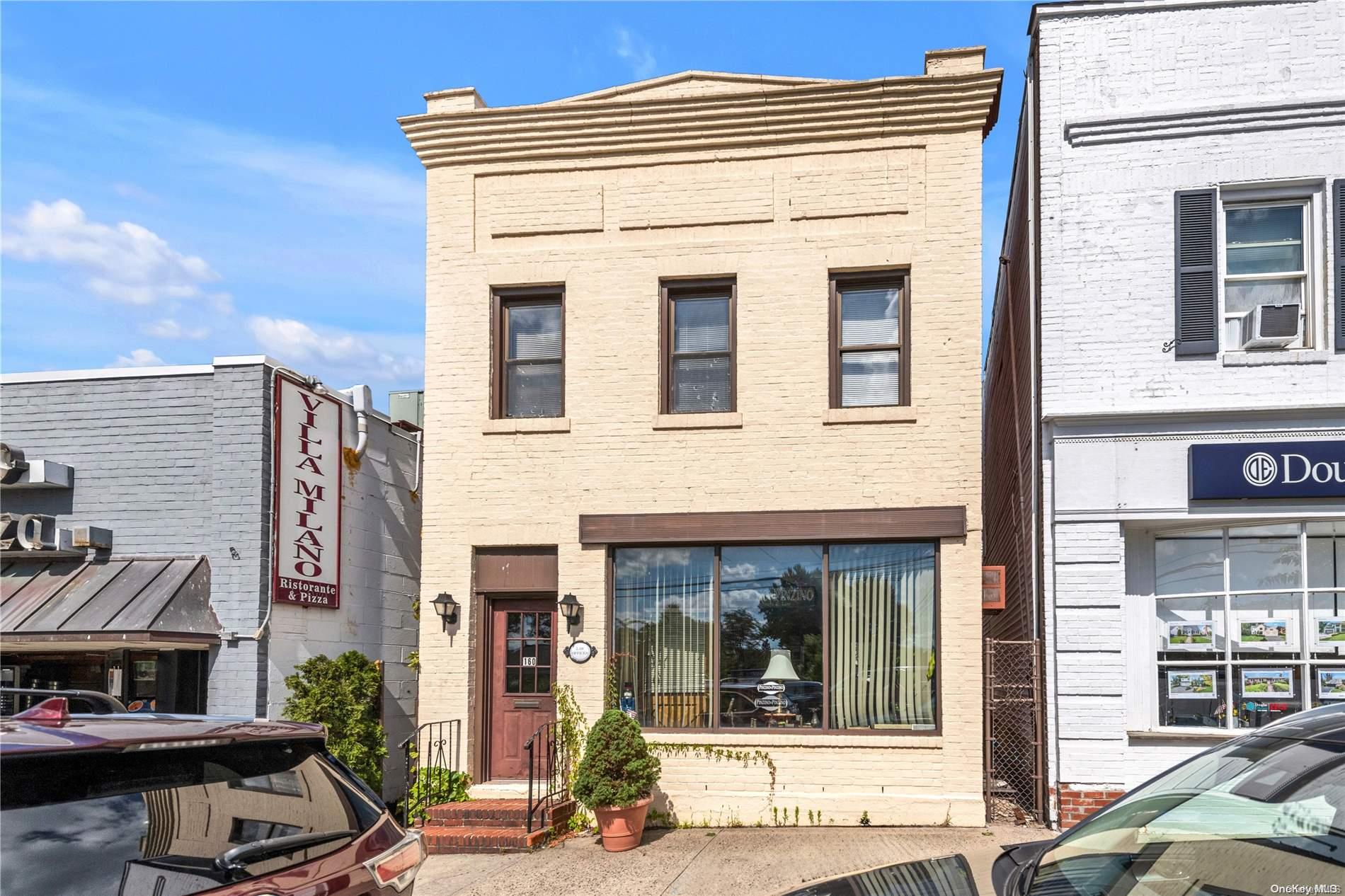 160 Plandome Road