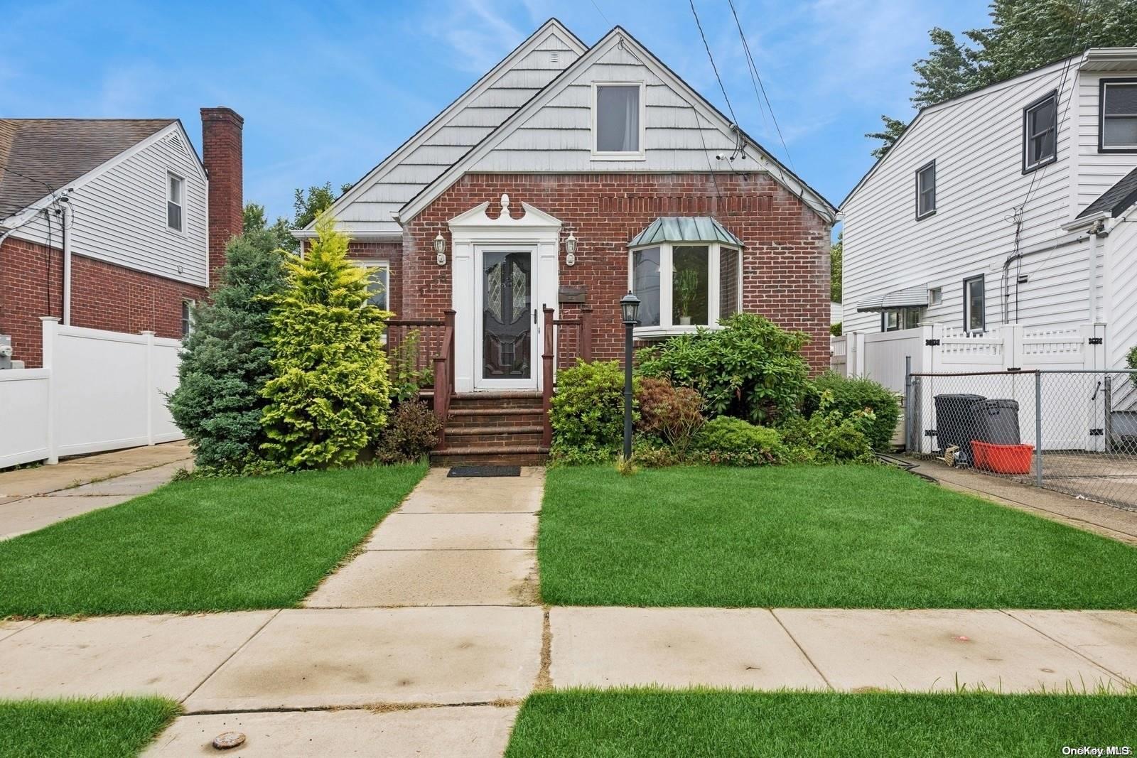 1115 Phoebe Street