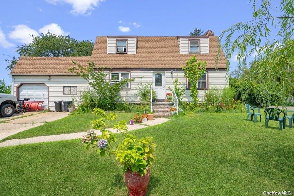 149 Garden City Avenue