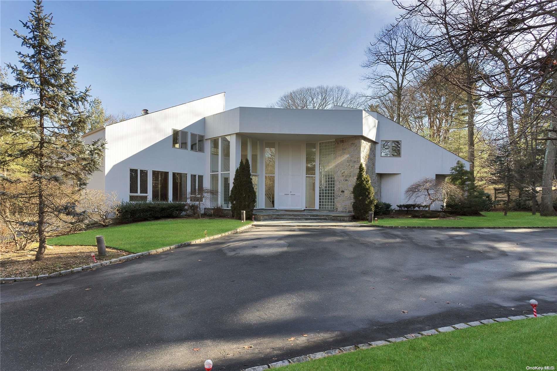 2 Serenite Lane