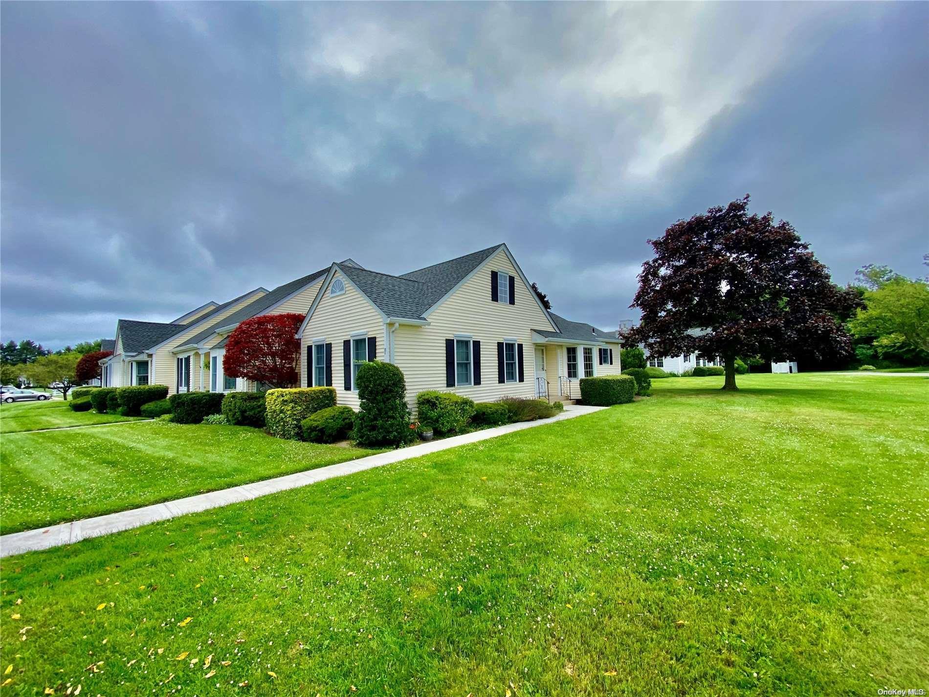2555 Youngs Avenue Unit: 12A