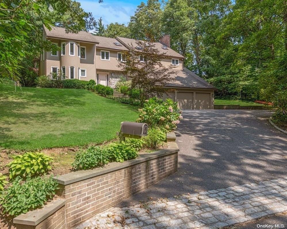 55 Colonial Drive