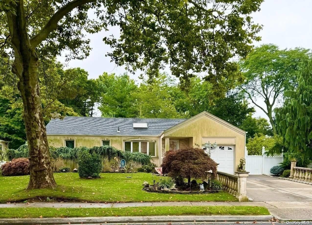 768 Maple Place