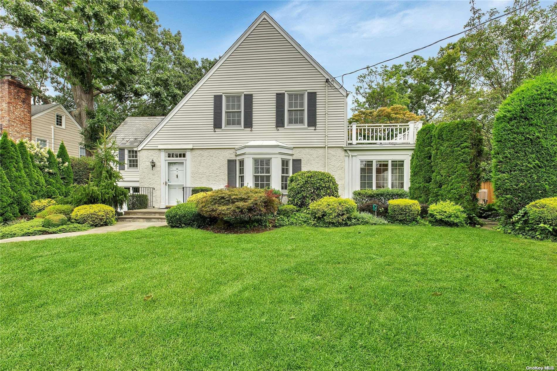 20 Briarcliff Drive
