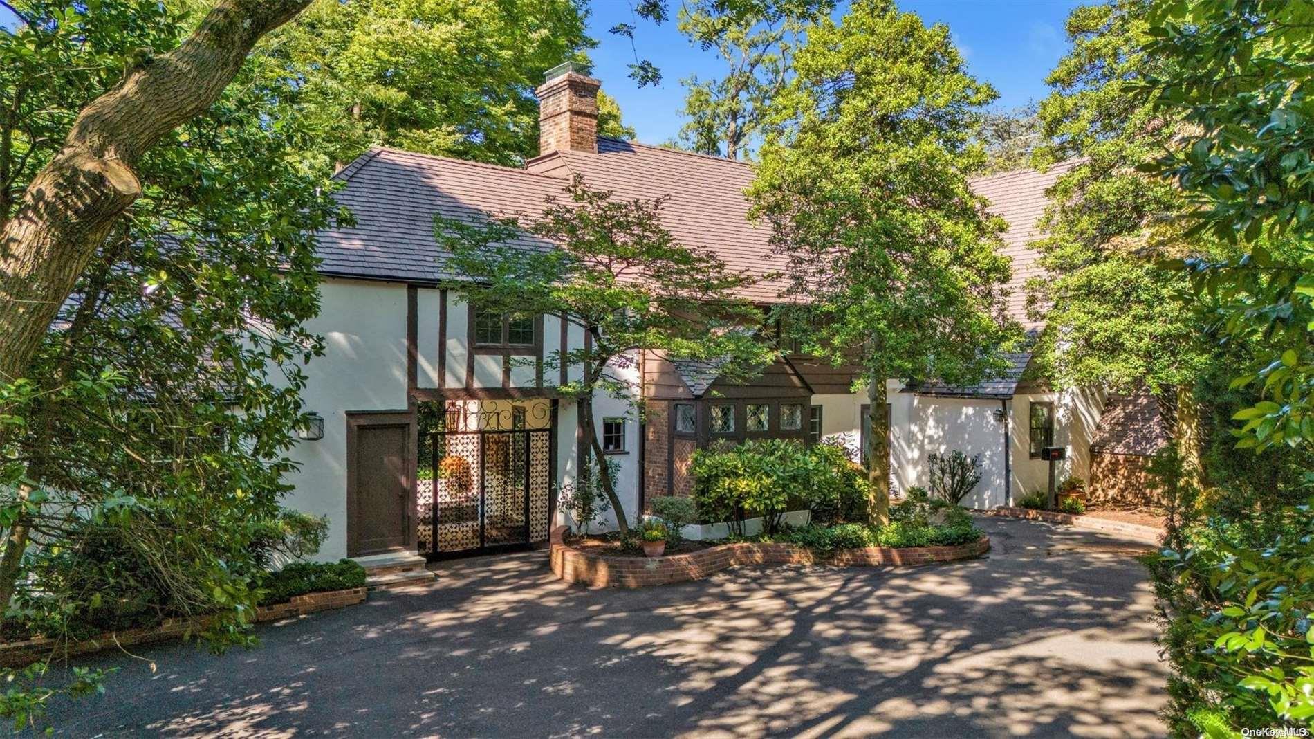 9 Beacon Hill Road