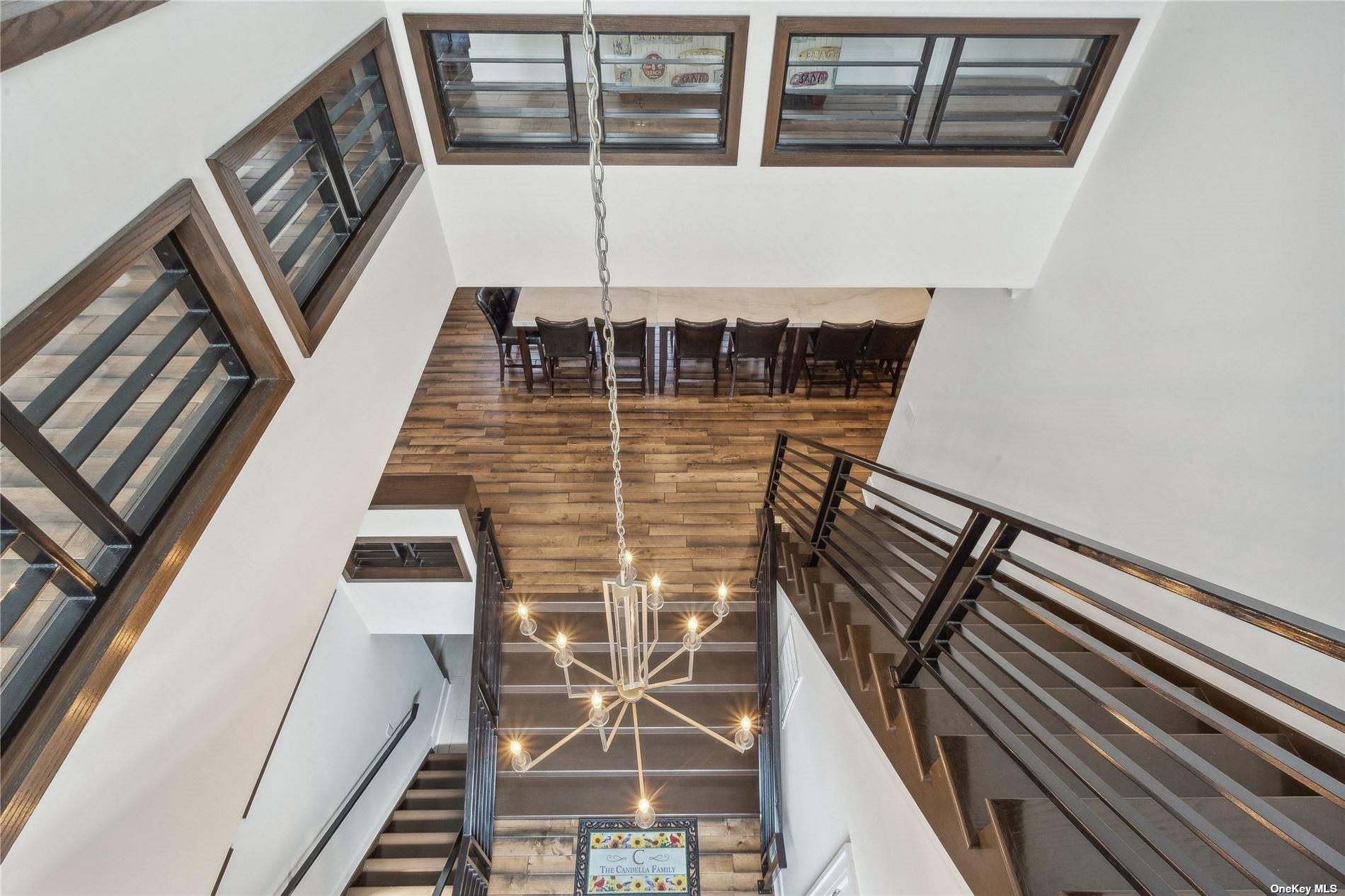 853 W Park Avenue