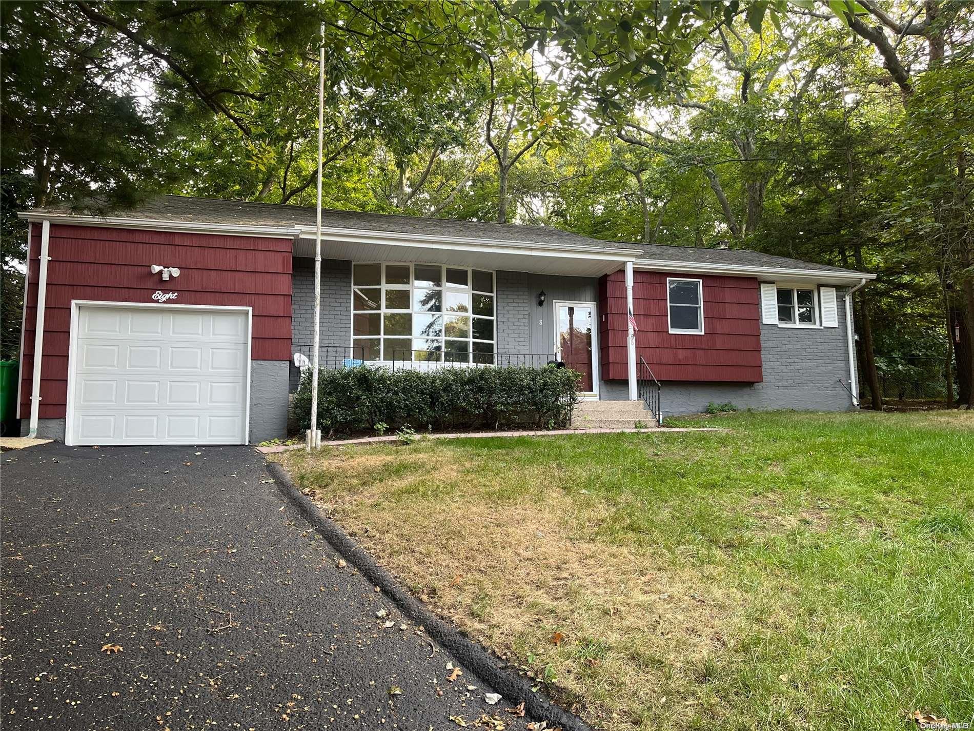 8 Laurel Drive