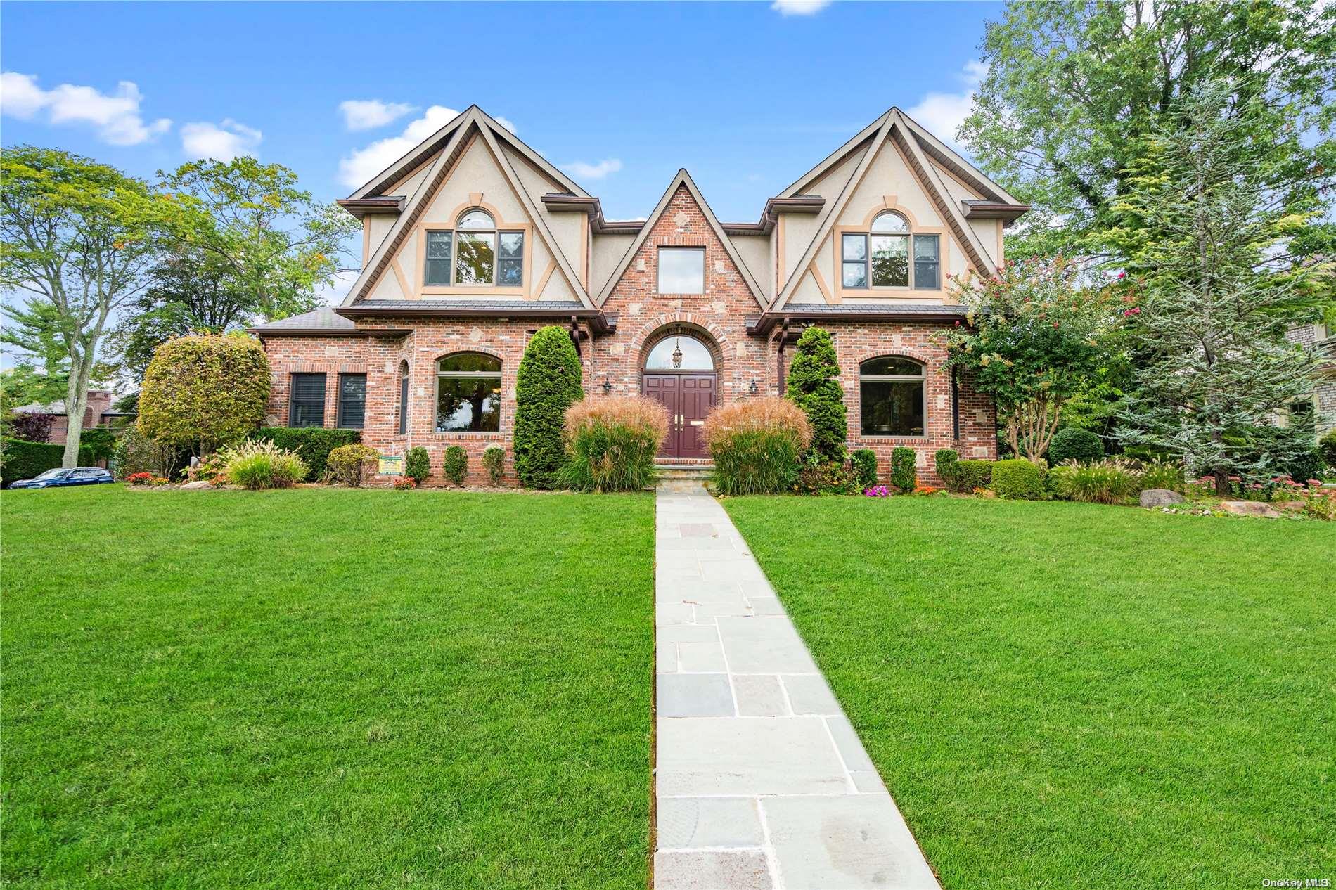 71 Barnyard Lane