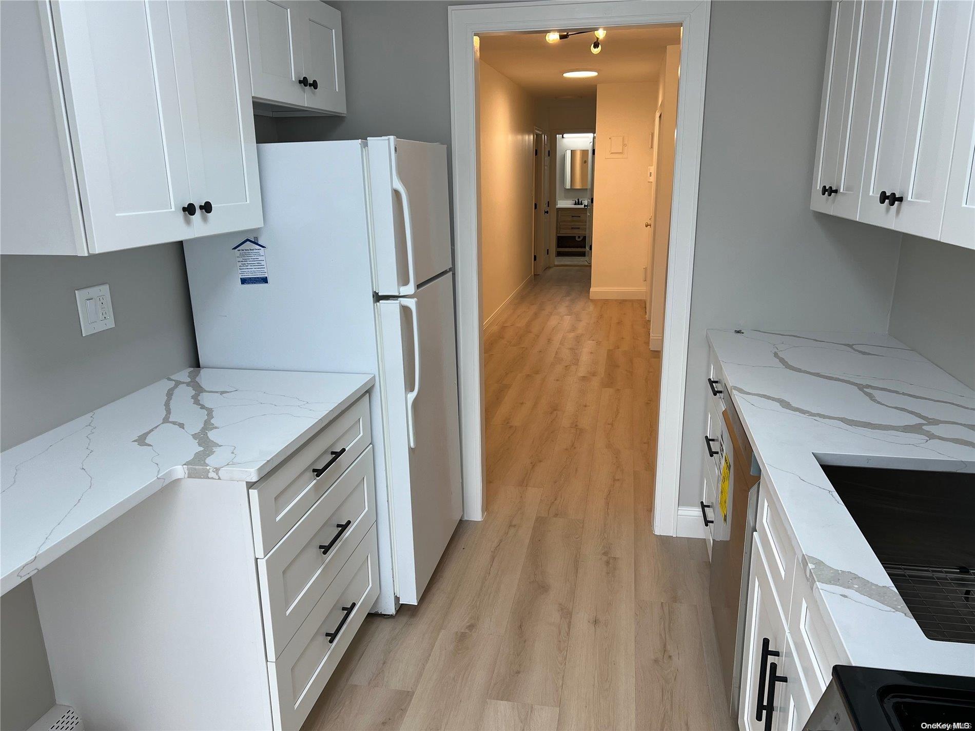460 Old Town Road Unit: 25B