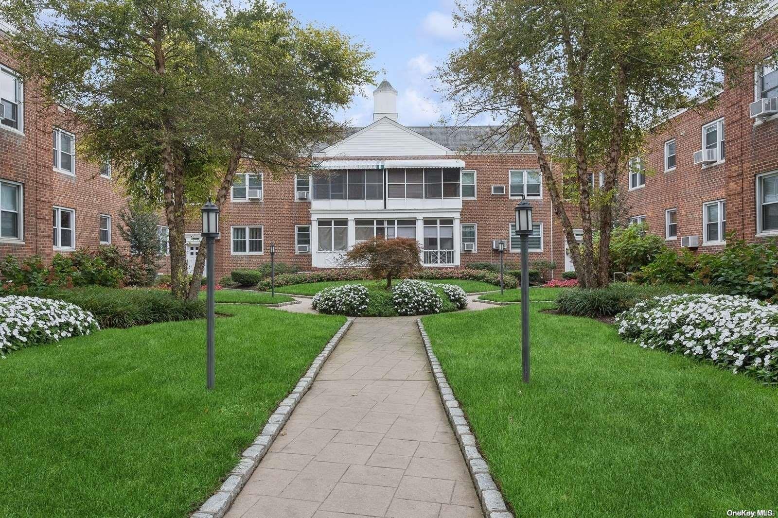 1367 Broadway Unit: B12