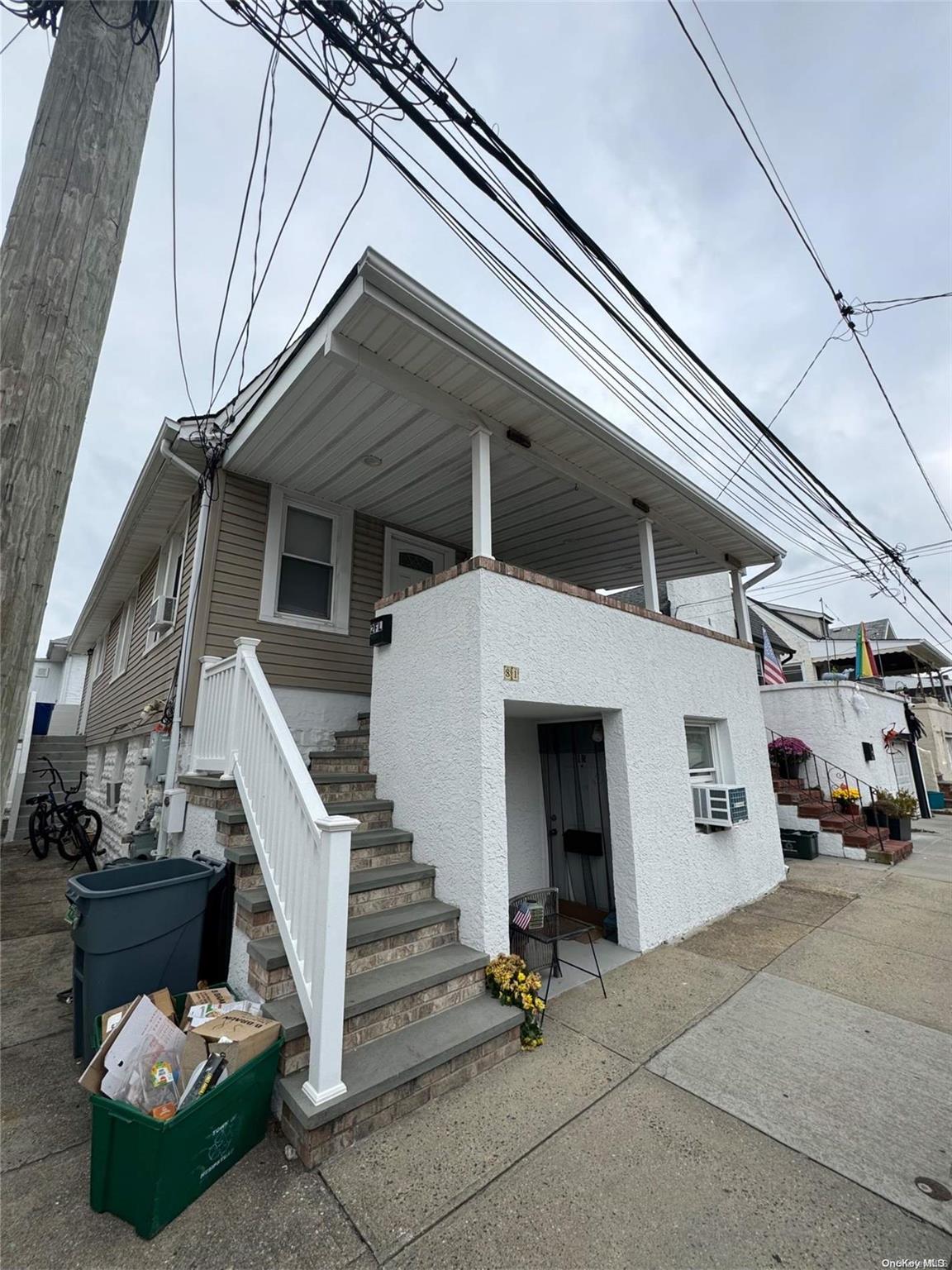81 Brookline Avenue