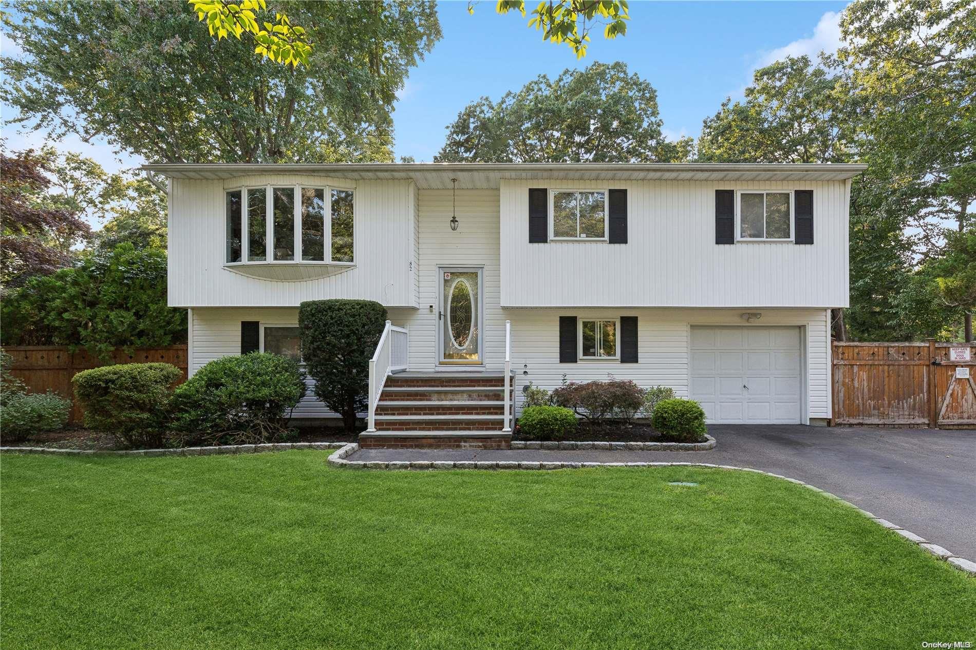 82 Warren Avenue