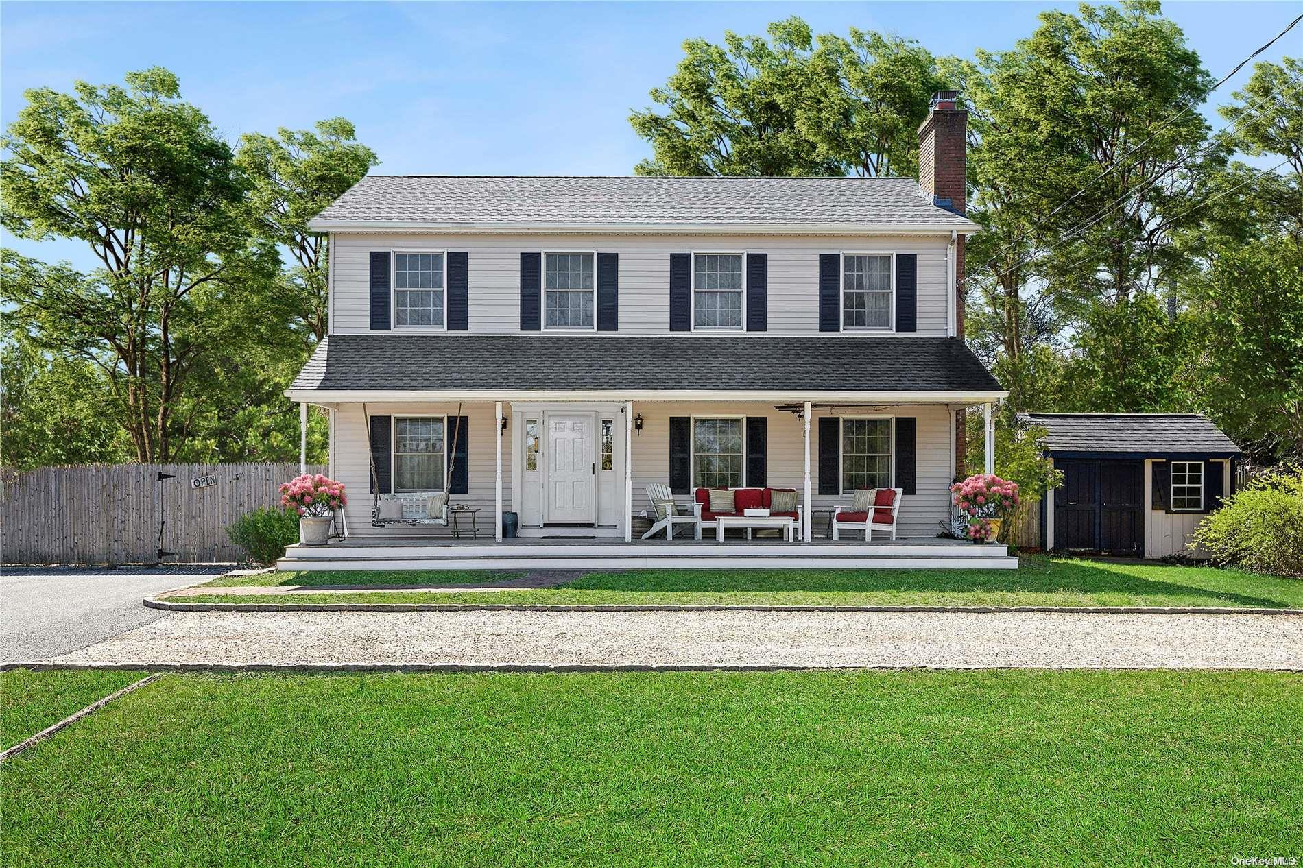 4538 Noyac Road