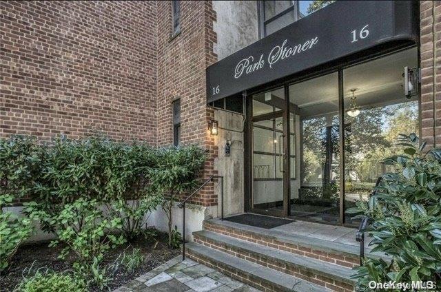 16 Stoner Avenue Unit: 1E