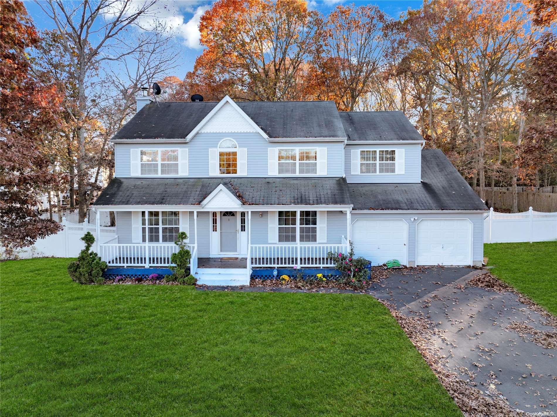 8 Harwood Way