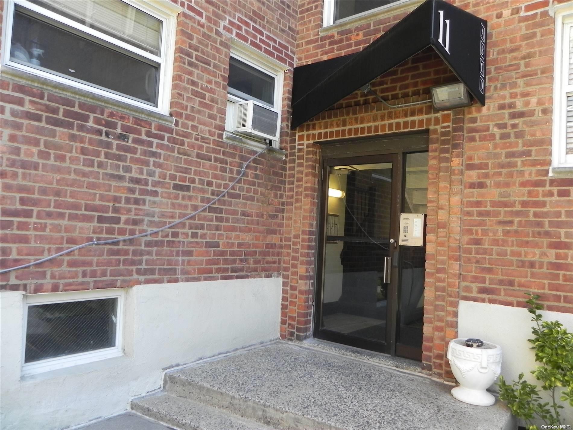 11 Schenck Avenue Unit: 3C