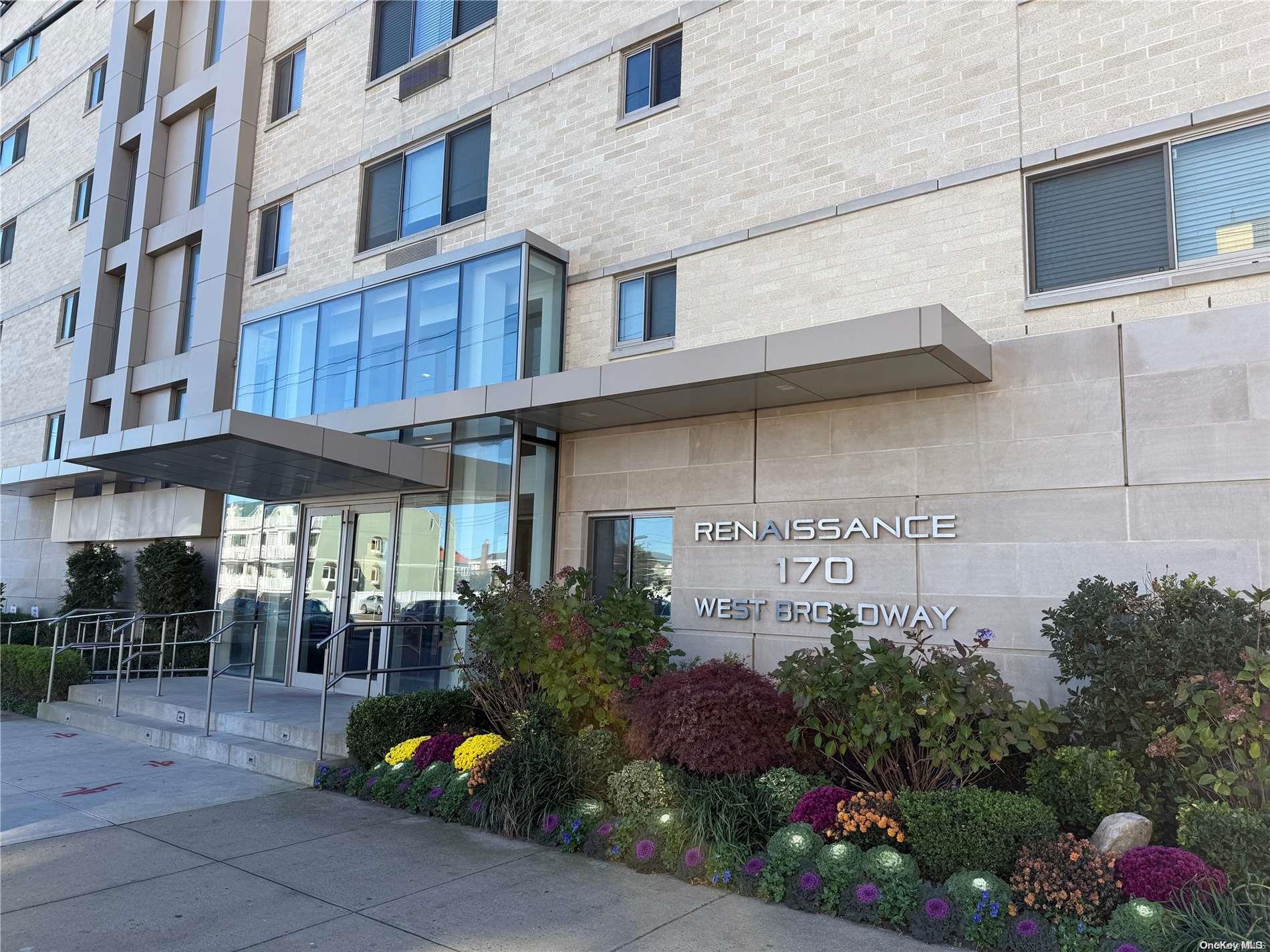 170 W Broadway Unit: 3B