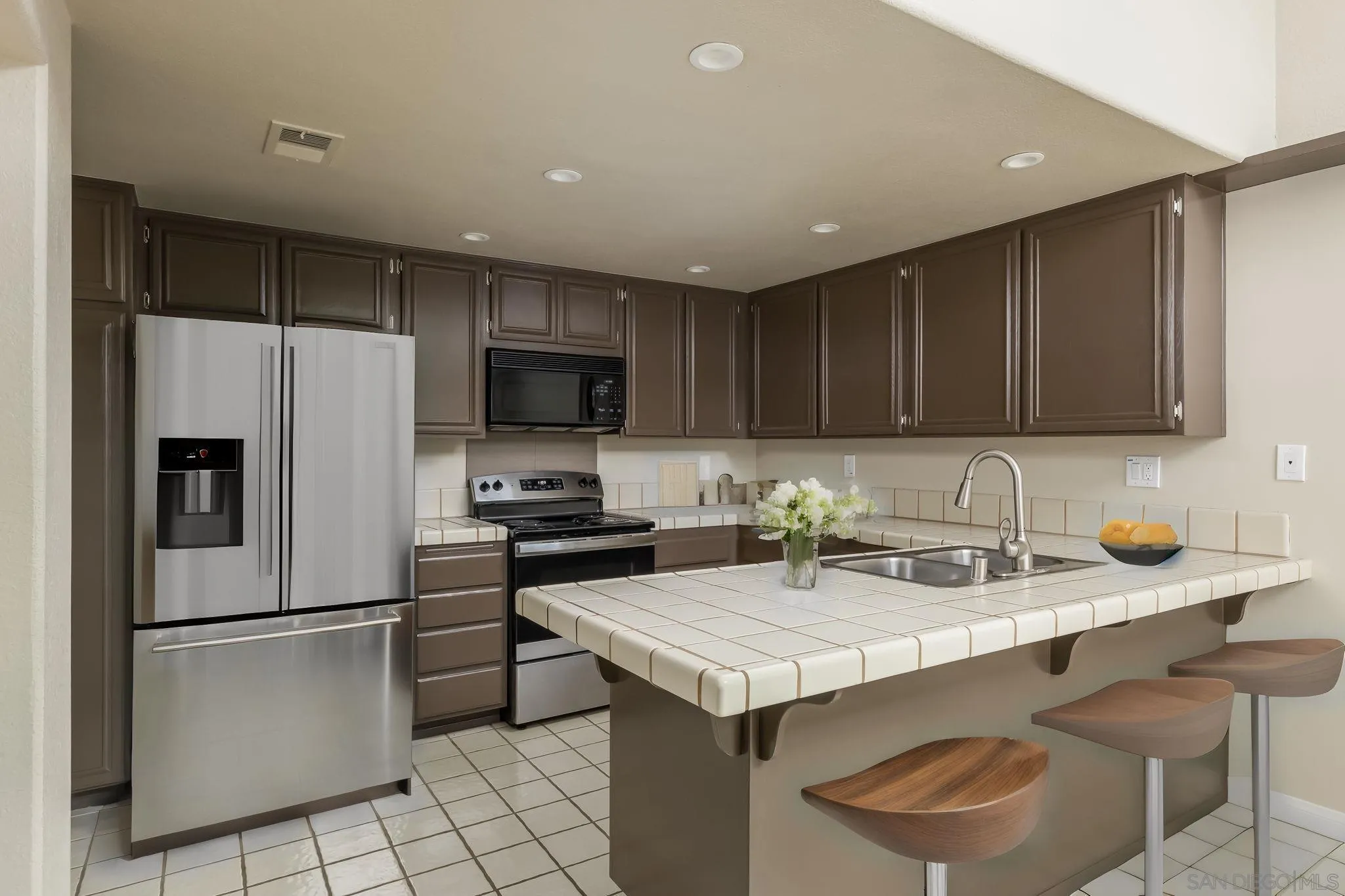 12107 Putting Green Row