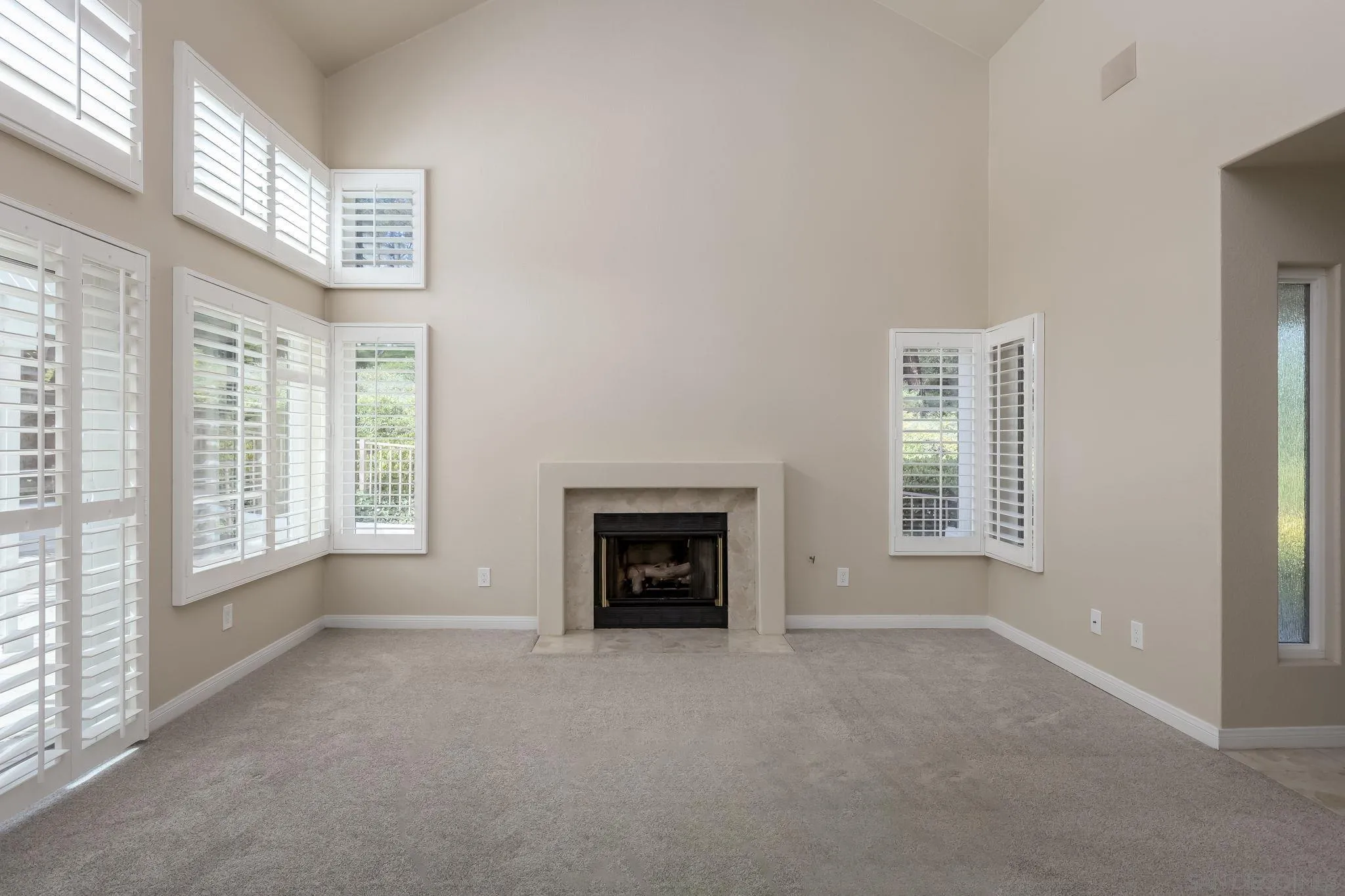 12107 Putting Green Row